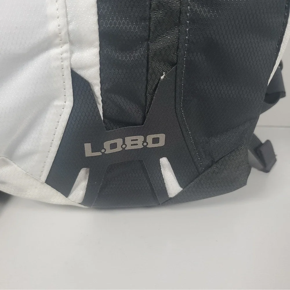 Camelbak LOBO 100 oz / 3L Capacity Hydration Backpack Black/White With Reservoir